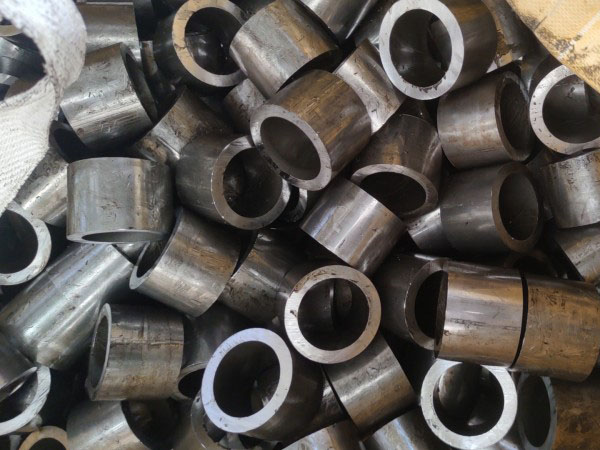 邯山无缝钢管切割